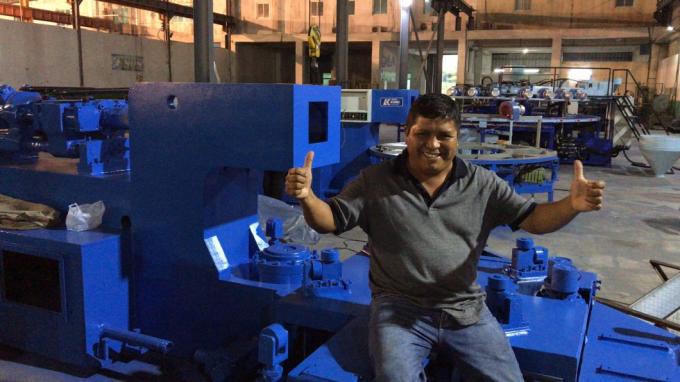 Machine simple de PVC Airblowing de couleur de 6 stations