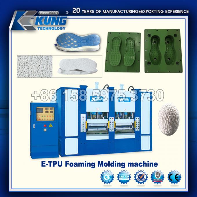 2 sports de mousse de Statation Etpu chaussent des semelles faisant la machine
